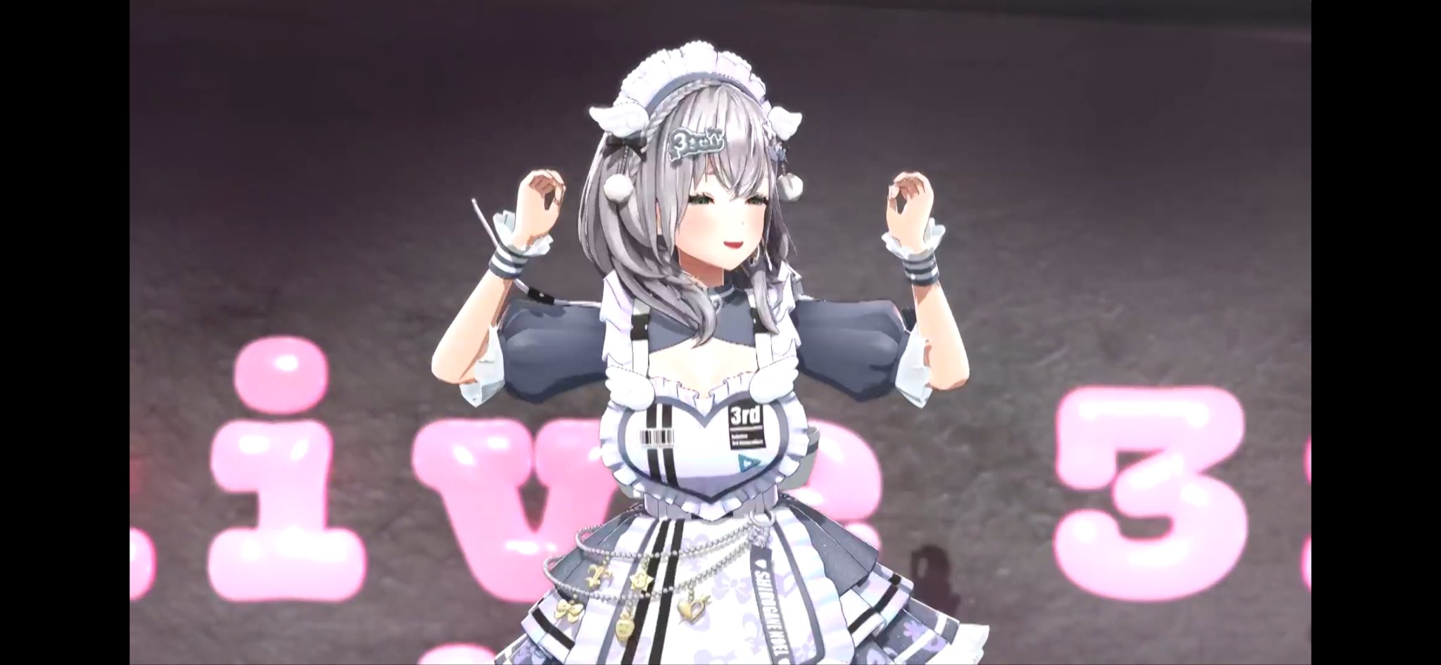 ノエちゃんきゅるるん白衣装ソロ